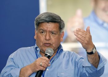 César Acuña, solicita intervención de las Fuerzas Armadas para controlar la seguridad en Trujillo