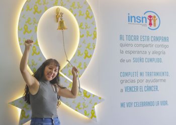 Quinceañera logró vencer el cáncer tras 8 años