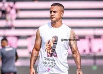 Jesús Barcos muestra su arrepentimiento en partido de Sporting Cristal vs. Sport Boys