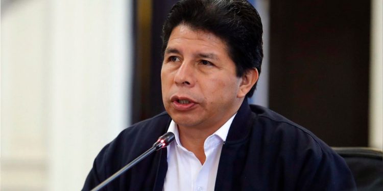 Pedro Castillo fue trasladado de emergencia al hospital por una descompensación