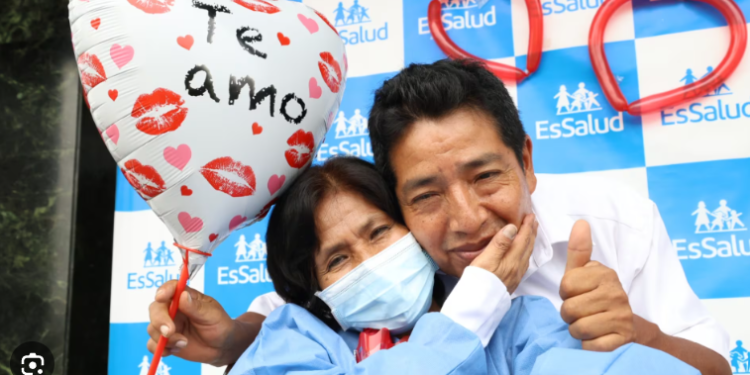 Hombre salva la vida a su esposa donándole un riñón