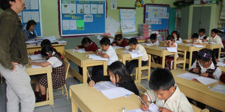 Evalúan retrasar inicio del año escolar en Ica por riesgo de golpes de calor