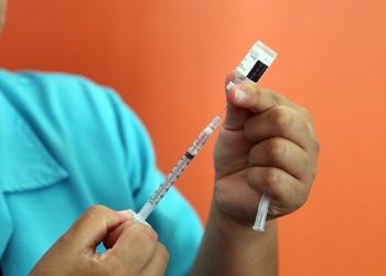 Minsa aprueba plan de vacunación contra el VPH y en menores de 5 años