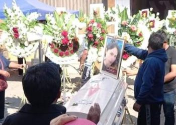 Mujer es quemada viva por su pareja y pierde la vida tras un mes de agonía