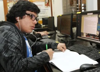 Sunedu rechaza orden de PCM y confirma prohibición de clases virtuales en universidades