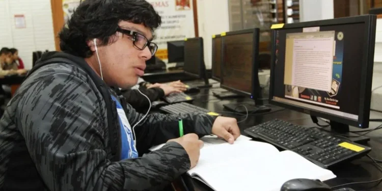 Sunedu rechaza orden de PCM y confirma prohibición de clases virtuales en universidades