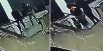 Padre deja caer a su hijo desde lo más alto de un centro comercial