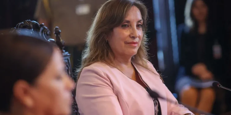 Investigación revela posible enriquecimiento de la presidenta Dina Boluarte