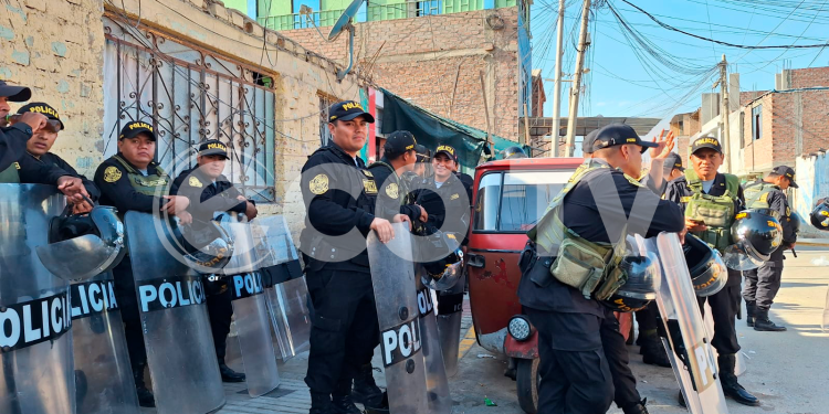 Operativo policial se despliega en Mollendo