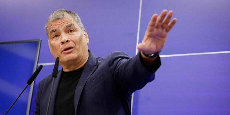 Denuncian a Rafael Correa por traición a la patria por sus declaraciones sobre la toma de la embajada mexicana