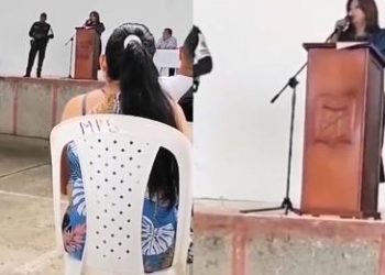Directora es viral tras prohibir cabellos pintados, celulares y noviazgos en colegio