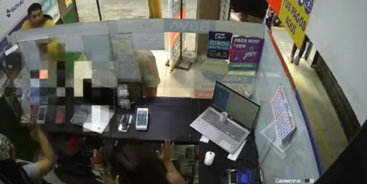 Delincuentes asaltan un agente bancario cerca de la plaza de armas de Ica