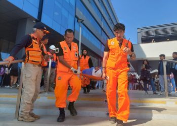 Ciudadanos participaron en el primer simulacro nacional multipeligro 2024