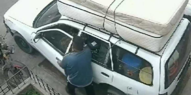 Taxista le roba todo durante mudanza: “me dejó con lo que llevo puesto”