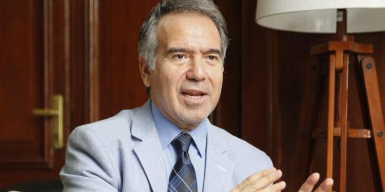 Falleció Francesco Petrozzi Franco, exministro de cultura y tenor peruano a los 62 años