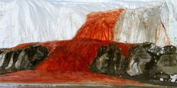 Cataratas de sangre: Revelado el misterio de la Antártida