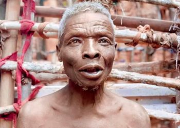 Hombre lleva 56 años encerrado en su casa por fobia extrema a las mujeres: “me aterrorizan”