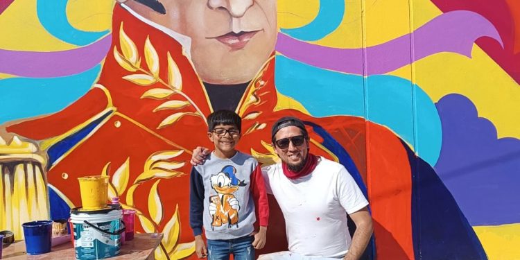 ARTE MONUMENTAL: Mural de más de 30 metros celebra el bicentenario.