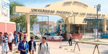 Estudiantes de Universidad Nacional San Luis Gonzaga de Ica sin docentes: Una situación preocupante