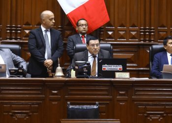 Comisión permanente aprueba ‘Ley de Amnistía’ que prescribe delitos de lesa humanidad