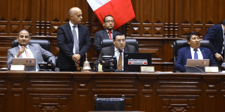 Comisión permanente aprueba ‘Ley de Amnistía’ que prescribe delitos de lesa humanidad