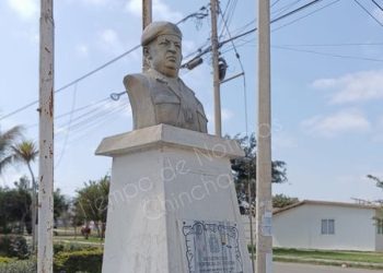 Venezolanos residentes en Chincha exigen que se retire busto de Hugo Chávez