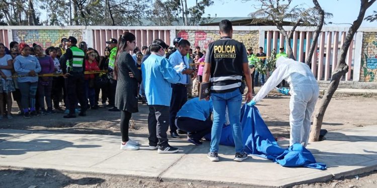 Ica: Hombre es asesinado de siete balazos frente al colegio José Toribio Polo
