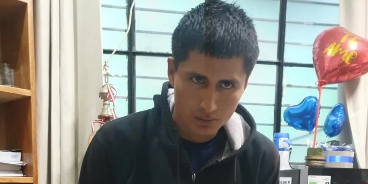 Dictan 18 meses de prisión preventiva para policía acusado de asesinar a familia dentro de un bus interprovincial