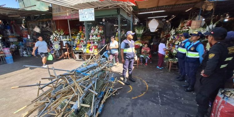 CLAUSURA Y REORDENAMIENTO DEL MERCADO MODELO