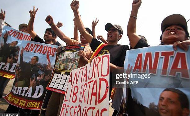 ¿SE TERMINÓ LA REVOLUCIÓN?: Fiscalía pide declarar ilegal el partido político de Antauro Humala