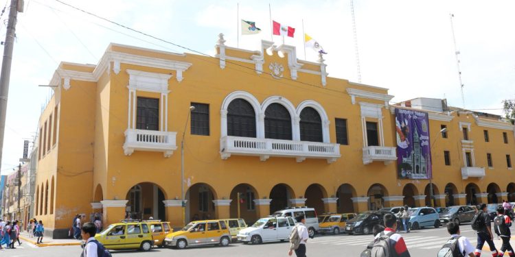 Se prohíbe la prostitución en las calles de Ica