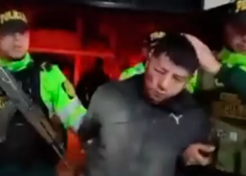 Vecinos enfurecidos capturan y castigan a ladrón que intentó asaltar a un hombre