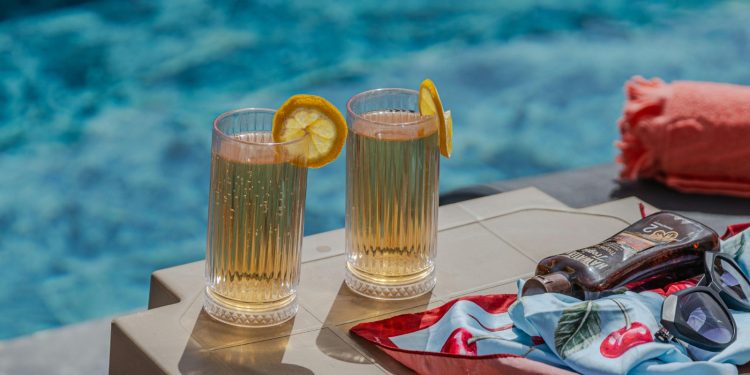 ECOTV RECETAS: AGUA DE FRUTAS REFRESCANTE