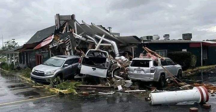 AL MENOS 91 MUERTOS Y MILLONES SIN ELECTRICIDAD TRAS EL PASO DEL HURACÁN HELENE EN EE. UU.