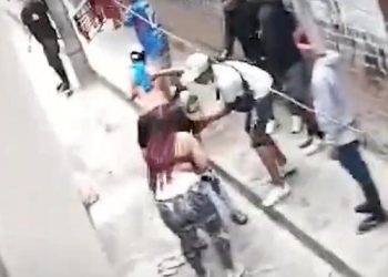 Ternas intervienen vivienda donde vendían droga, pero terminan golpeados por vecinos