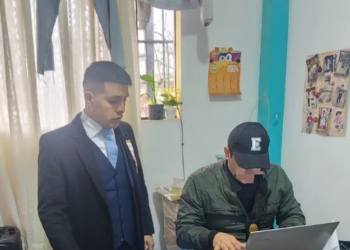 Diez policías detenidos acusados de realizar falsos operativos para exigir dinero