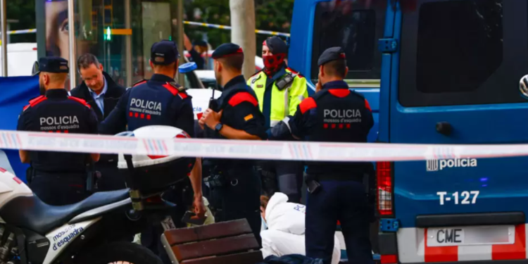 Ladrón perdió la vida tras caer de un cuarto piso al ser descubierto ‘in fraganti’