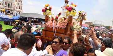 Ica: devotos llegan masivamente a las novenas por la festividad de la Virgen del Rosario de Yauca