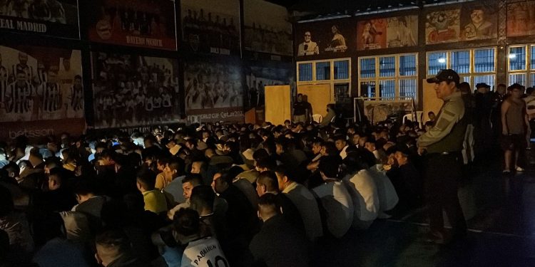 POLICÍA E INPE REALIZAN OPERATIVO DE REQUISA EN PENAL DE ICA