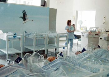 Hospital intercambió dos bebés tras el parto y las familias se dieron cuenta tres años después