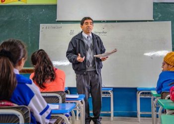 Gobierno extiende vacaciones de verano 2025