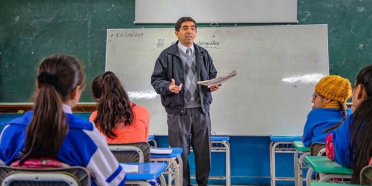 Gobierno extiende vacaciones de verano 2025