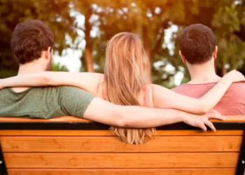 Hombre acepta que su esposa tenga amante; pero le pide que no se enamore