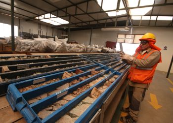 MINERÍA EN ICA: MOTOR DE 20 MIL EMPLEOS DIRECTOS, PERO PRODUCCIÓN E INVERSIONES RETROCEDEN