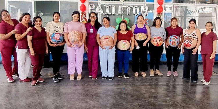 ESSALUD ICA REALIZÓ TALLER DE BAILE EN GESTANTES EN EL HOSPITAL FÉLIX TORREALVA GUTIÉRREZ.