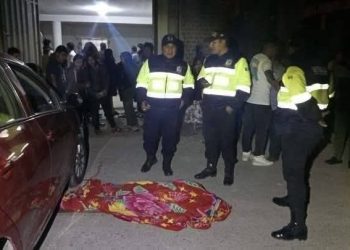 Hijo atropella y mata a su propia madre cuando salía de su cochera