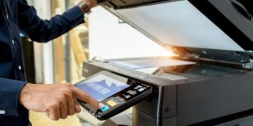 Fotocopiar libros escolares será sancionado por Indecopi: de cuánto es la multa