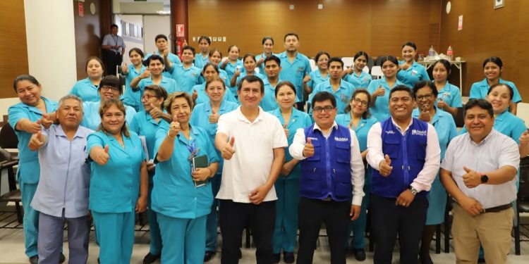 ESSALUD ICA DIO LA BIENVENIDA A NUEVOS INTERNOS DE ENFERMERÍA PERIODO 2025.