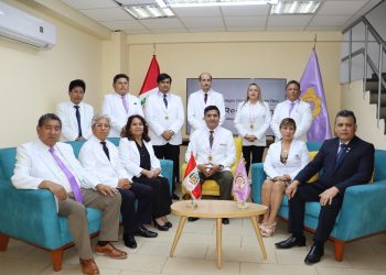 CIRUJANOS DENTISTAS RECHAZAN MARCHA MÉDICA POR CONSIDERARLA PERJUDICIAL PARA LOS PACIENTES.