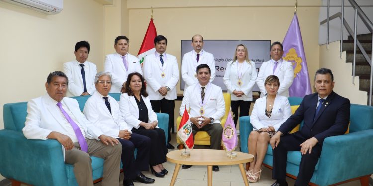 CIRUJANOS DENTISTAS RECHAZAN MARCHA MÉDICA POR CONSIDERARLA PERJUDICIAL PARA LOS PACIENTES.